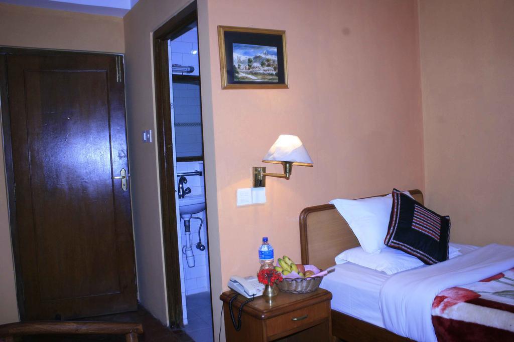 Heritage Home Hotel And Guest House Katmandú Habitación foto