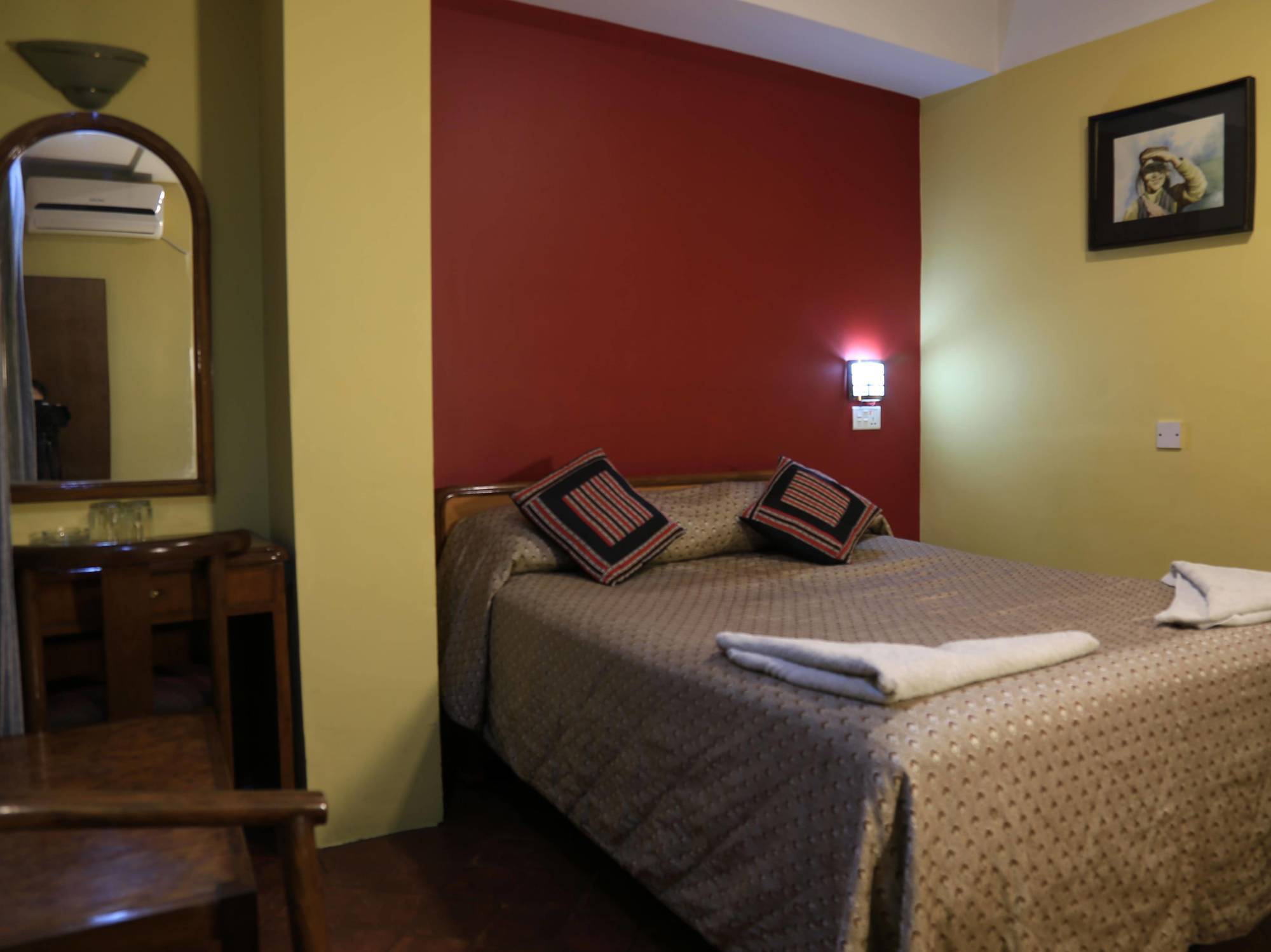 Heritage Home Hotel And Guest House Katmandú Exterior foto