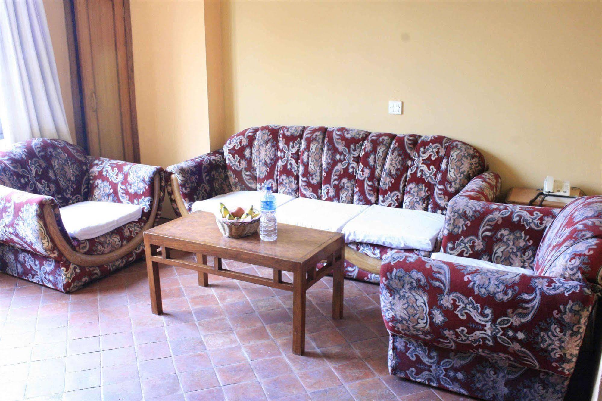 Heritage Home Hotel And Guest House Katmandú Exterior foto